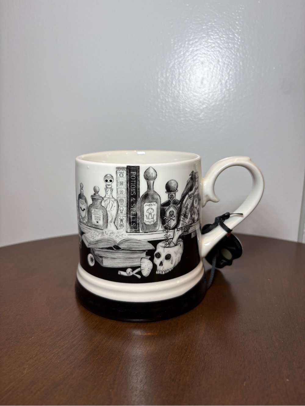 Black & White Gothic Skull Ceramic Coffee Mug